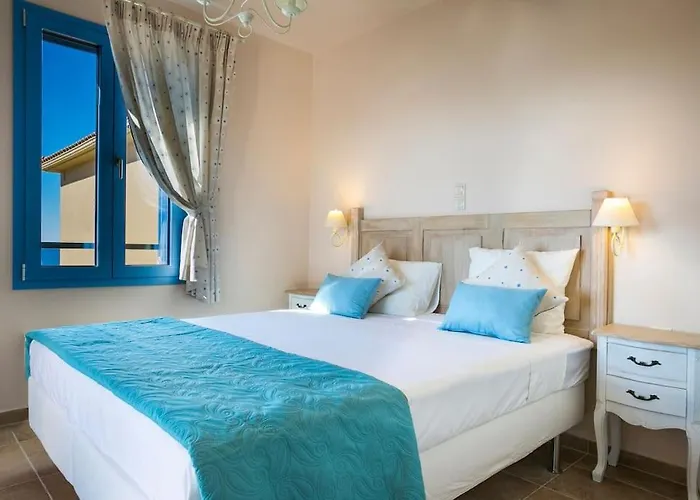 Forget Me Not No 2 Βίλα Σβορωνάτα