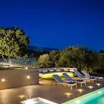 Forget Me Not No 2 Vila Svoronata